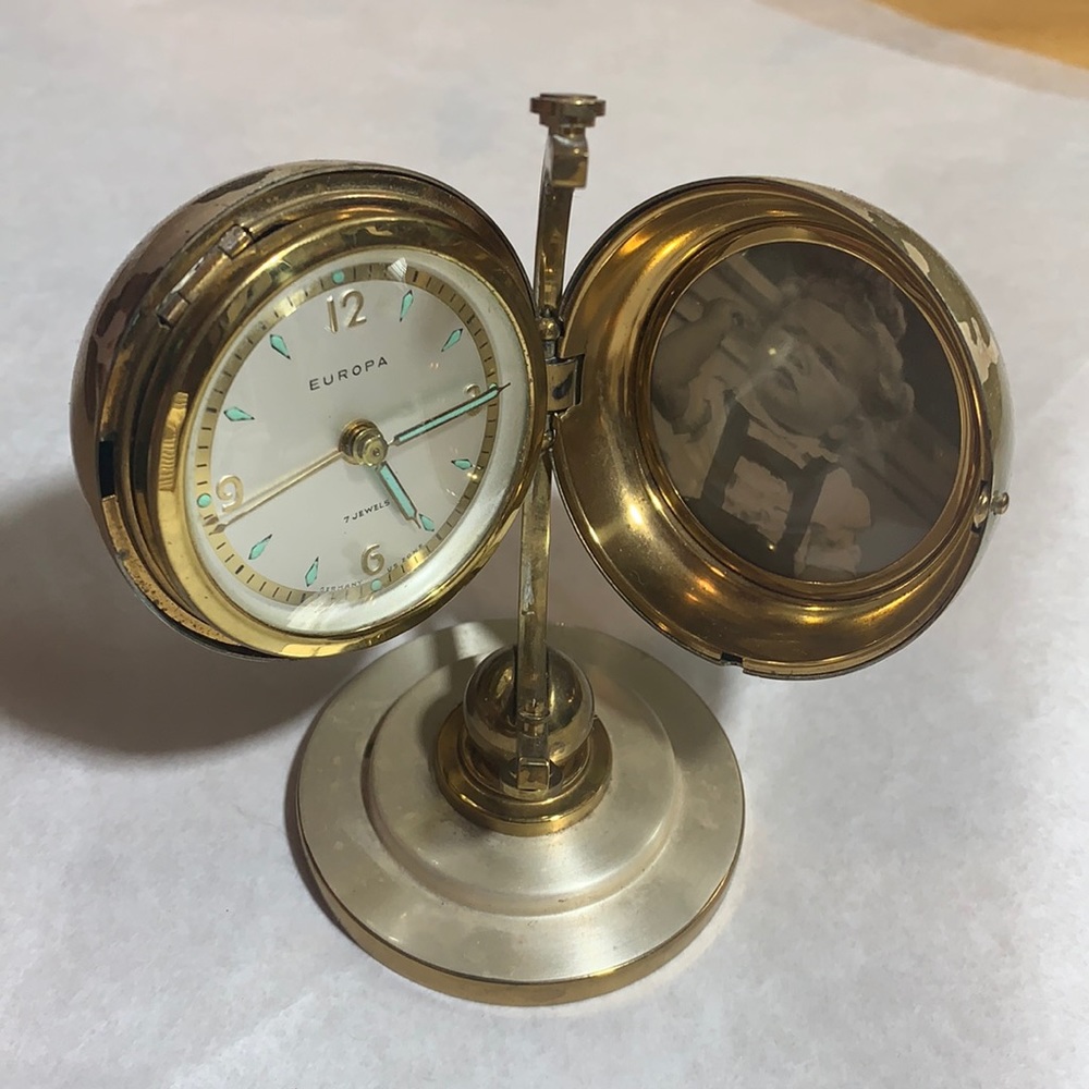 Very Rare Europa Travel Clock